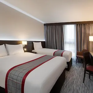 Ramada By Wyndham East Лидс