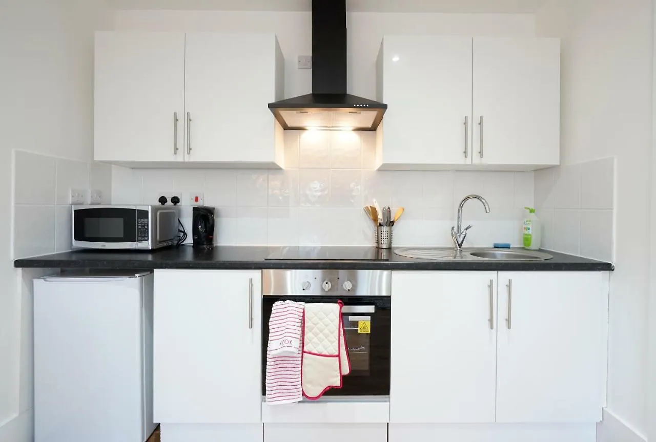 Alfa Apartments, Quarry Court, High Street, Morley Leeds