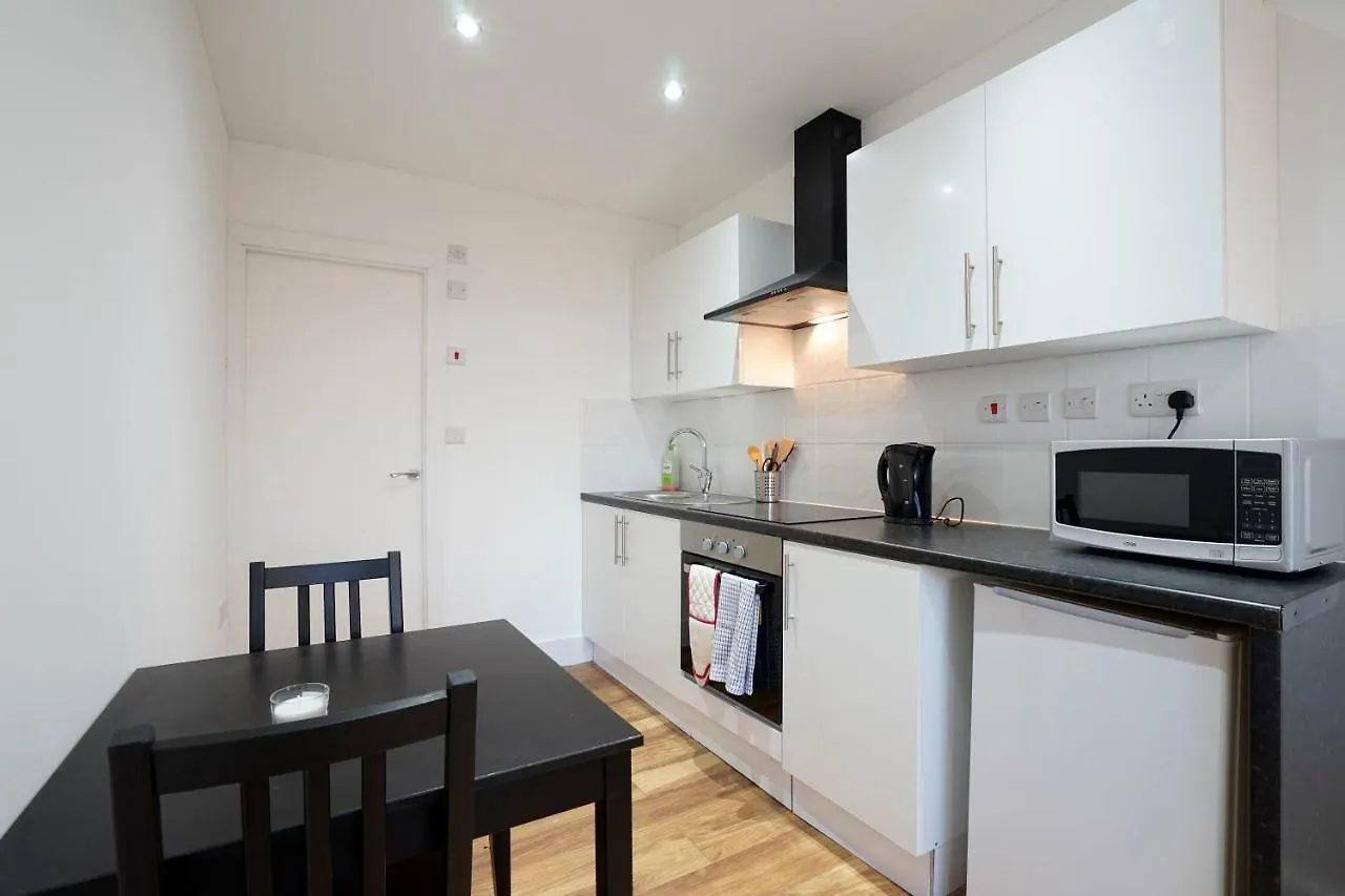 Apartment Alfa Apartments, Quarry Court, High Street, Morley Leeds