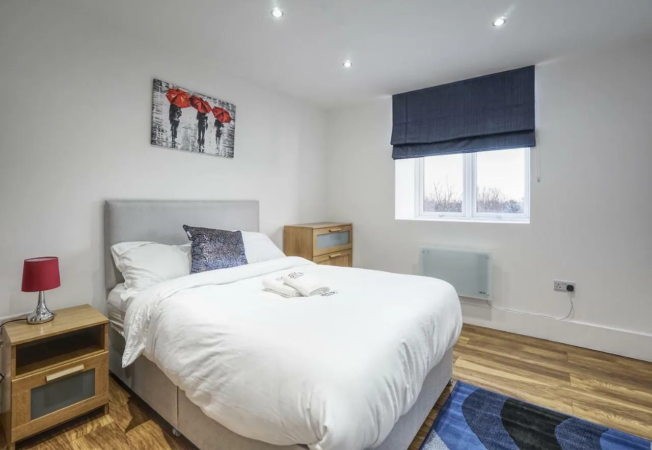 Apartment Alfa Apartments, Quarry Court, High Street, Morley Leeds